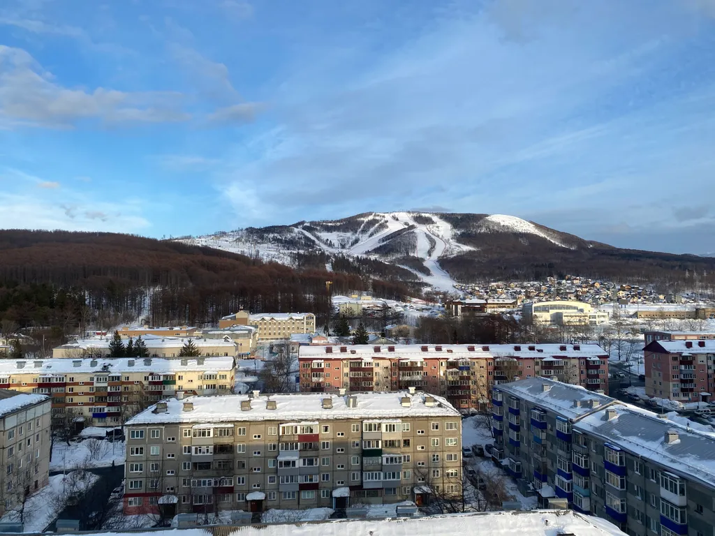 Уютная квартира с красивым видом на горнолыжный курорт Горный воздух