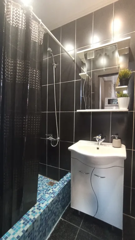 Квартира Апартаменты с балконом в 50 м до моря — Адлер