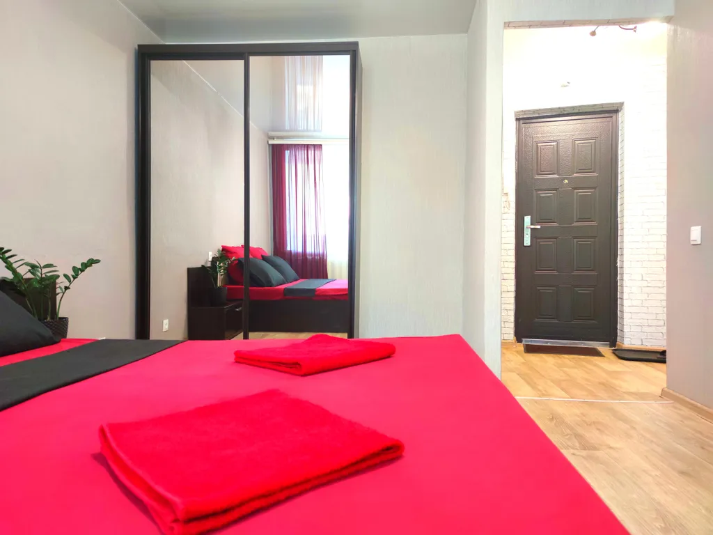 Уютная квартира на Республиканской 50