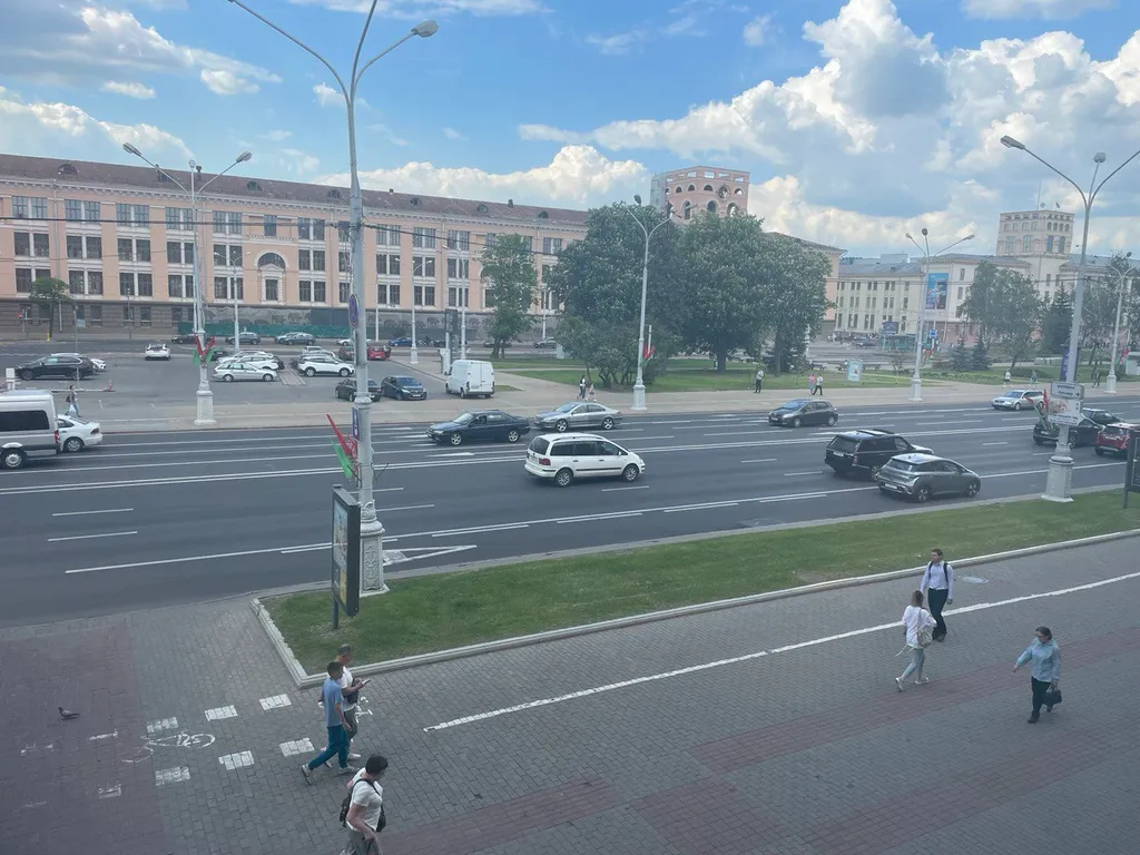 Квартира 3-комнатная Квартира — Минск