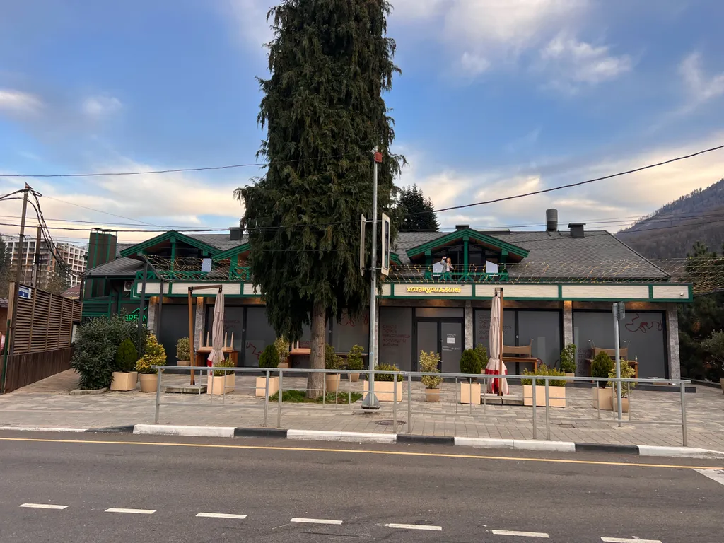 Замечательные апартаменты в центре Красной Поляны