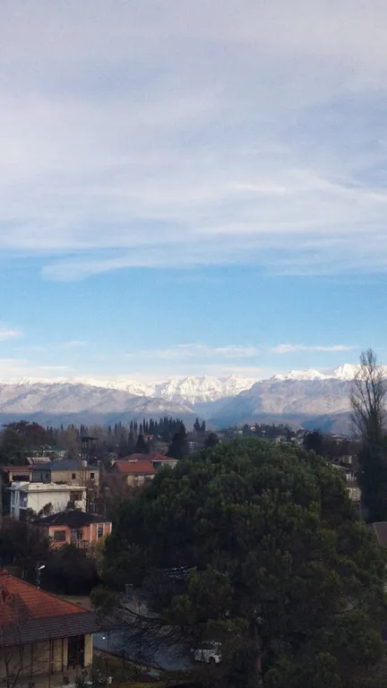 Квартира в центре города с видом на море и горы