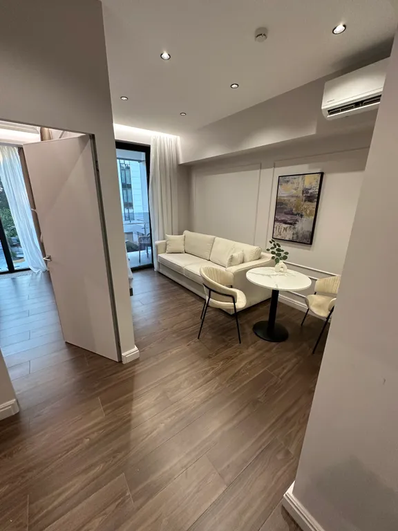 Семейный большой апартамент в АК Моне с бассейном