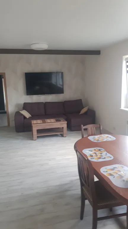 Домик в деревне в центре Гжели