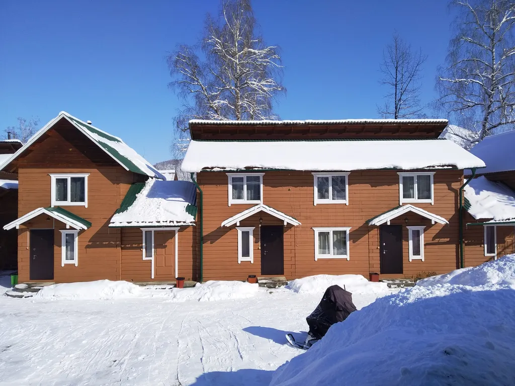 Коттедж в близи озера Ая