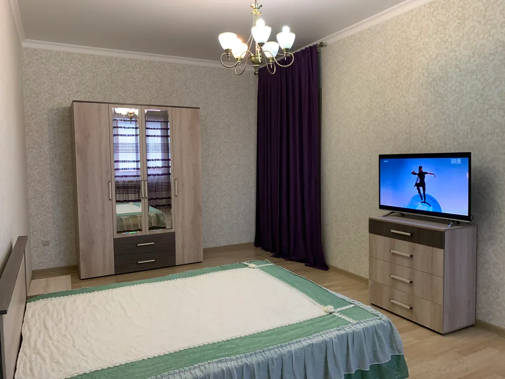 Однокомнатная просторная и светлая квартира