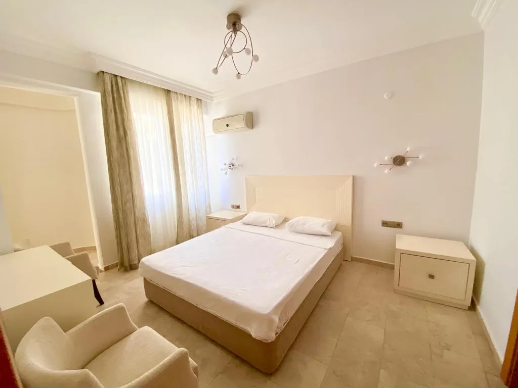 Квартира Голд Сити 3+1 дуплекс — аренда посуточно в Аланья