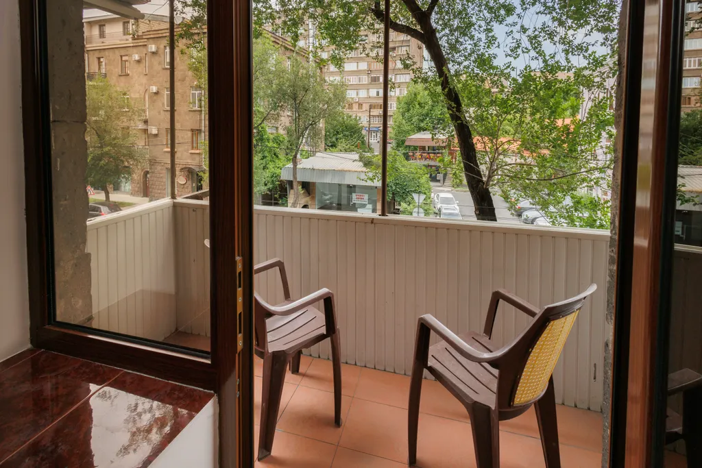 Apartments on Paronyan 15