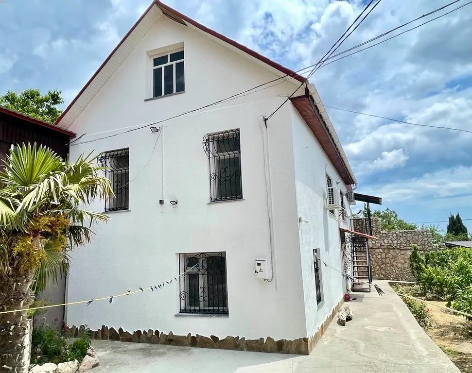 Дом с видом на море