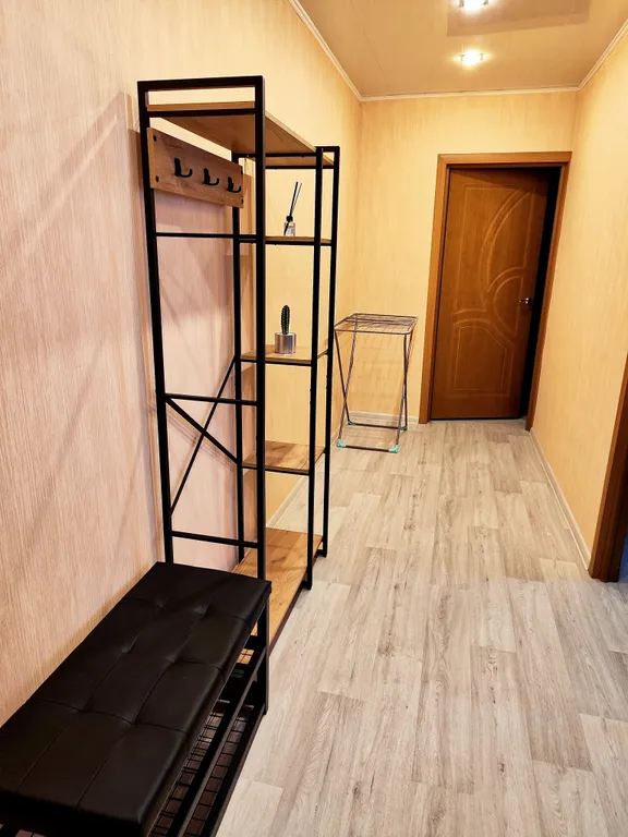 Квартира 2-комнатная Квартира — Тихвин