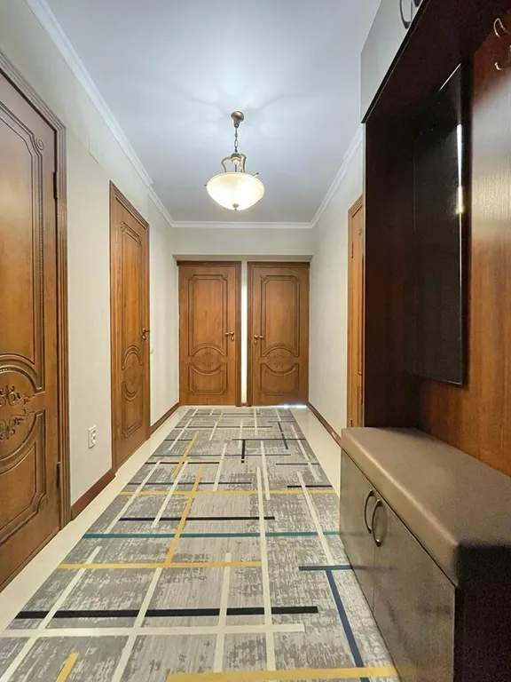 Квартира Возвращаем предоплату! Пятиместная двушка в центре, метро рядом — Алматы