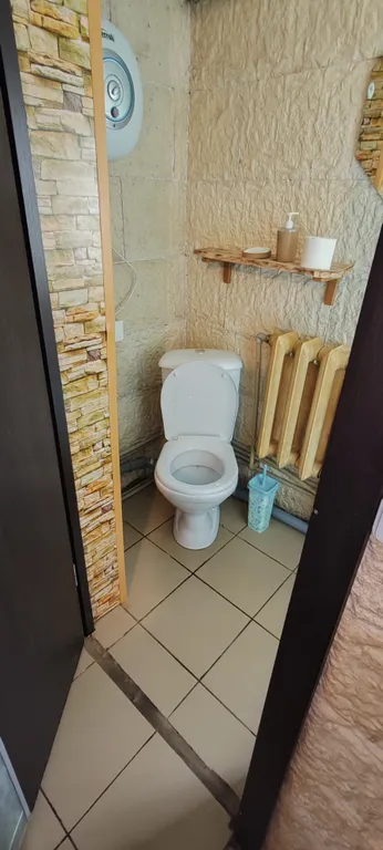 Дом на берегу реки