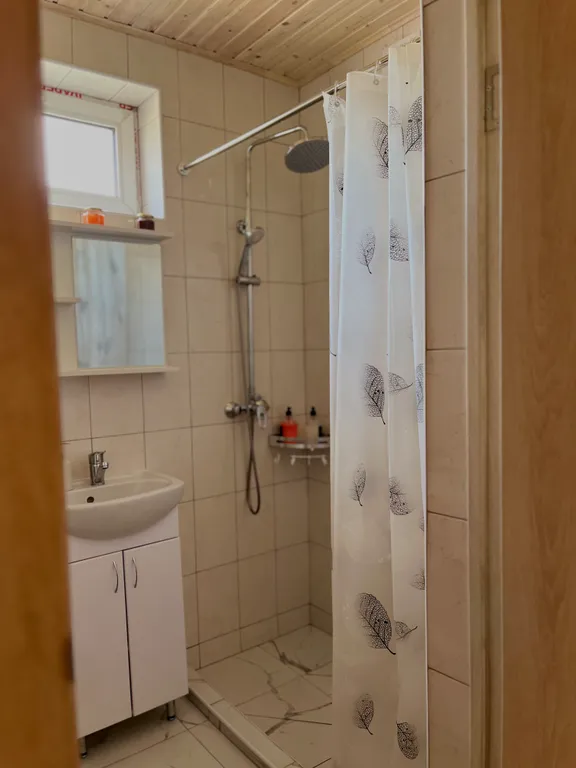 Уютный домик в живописном месте с прекрасными видами