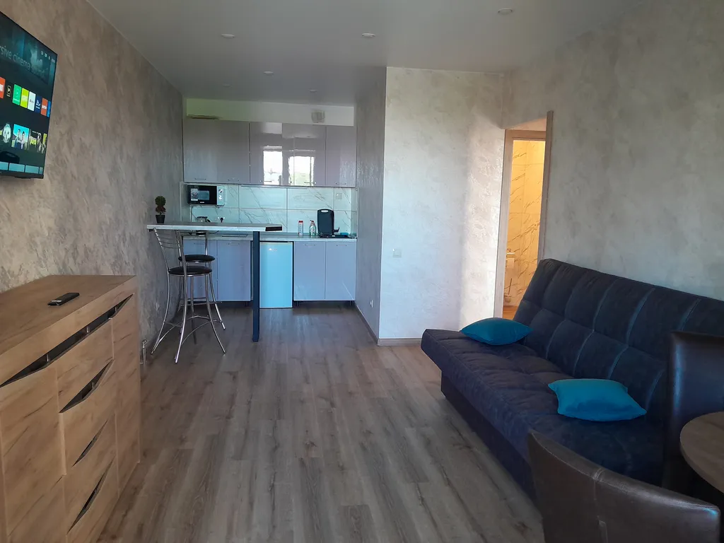 ЖК " Ривер парк " Набережная- Урицкого . Евродвухкомнатная квартира