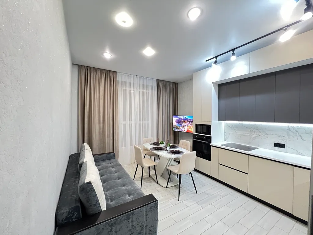 Центр города, элитный дом