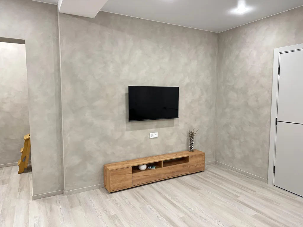 Дизайнерская квартира с новым ремонтом