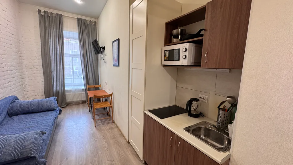 Двухуровневая квартира-студия в центре города — аренда посуточно в Санкт-Петербург