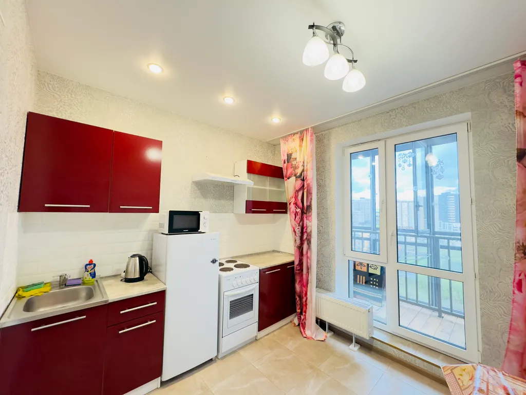 Отличная квартира в новом доме близко к центру города