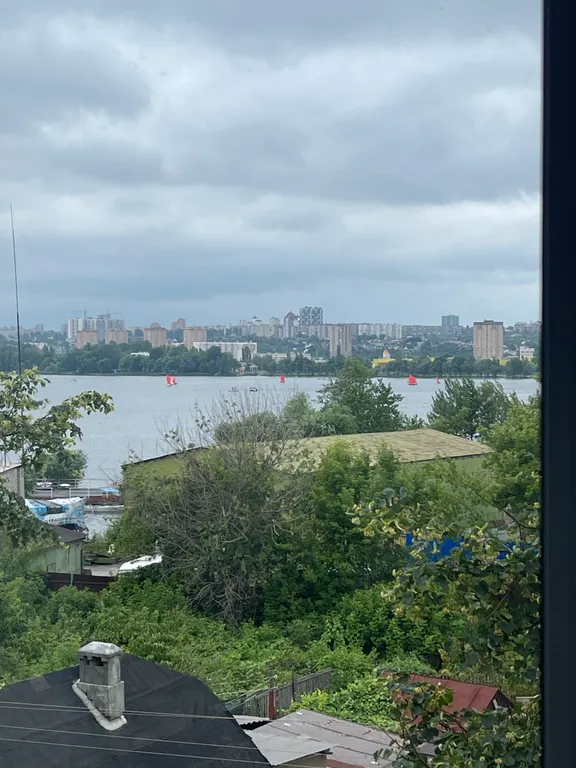 Студия с видом на реку и город в 5 минутах от центра города