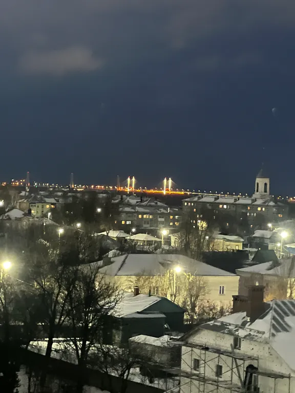 Уютная квартира в центре города с видом на реку и новые мосты