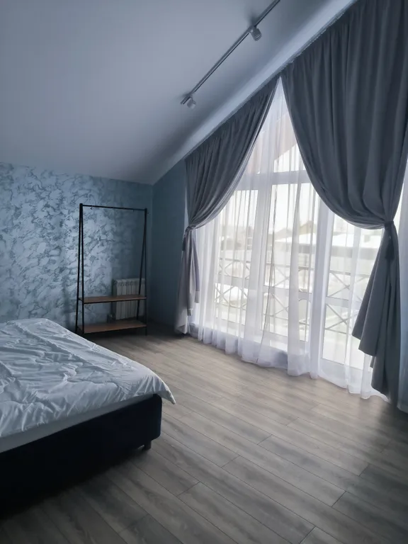 Уютный коттедж для вечеринок с чаном