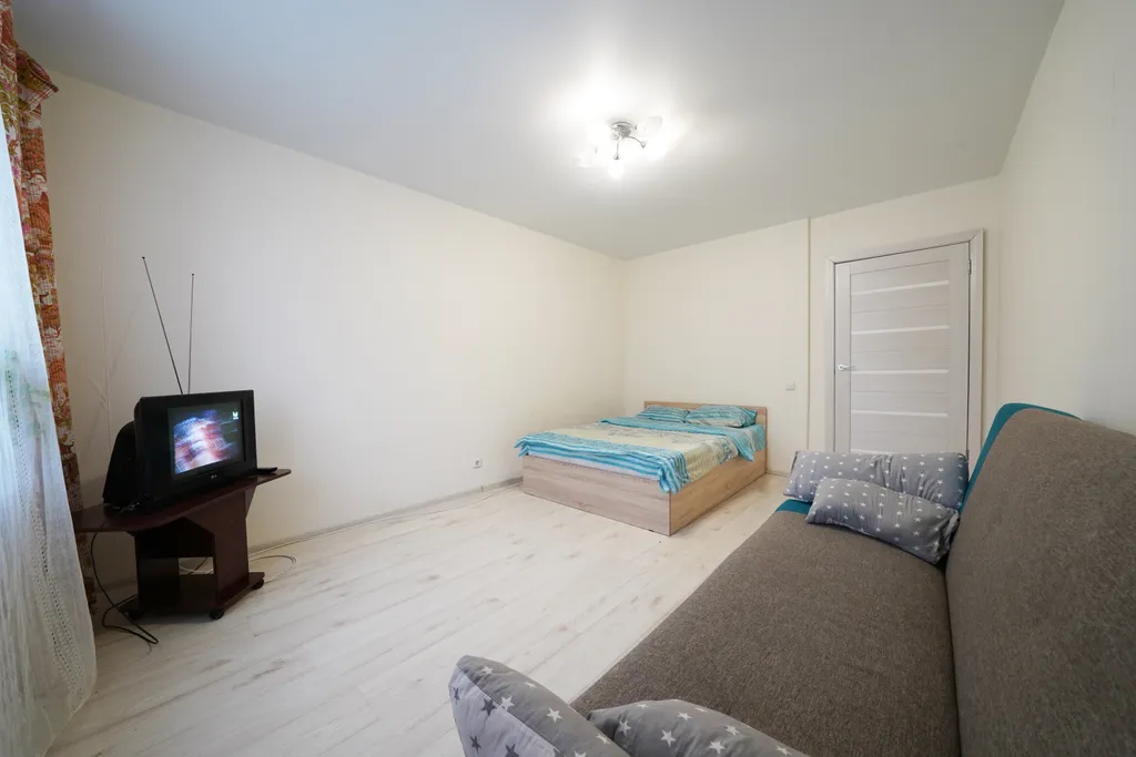 Просторная квартира — аренда посуточно в Новогорелово