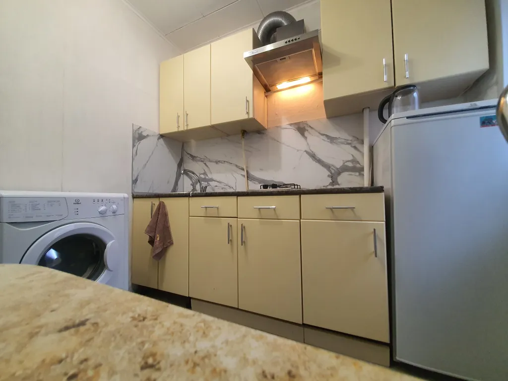 Однокомнатная квартира через дорогу от ТЦ Maxi, улица 25 Сентября