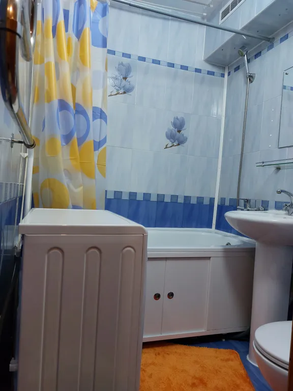 Квартира 3-комнатная Квартира — Великий Новгород