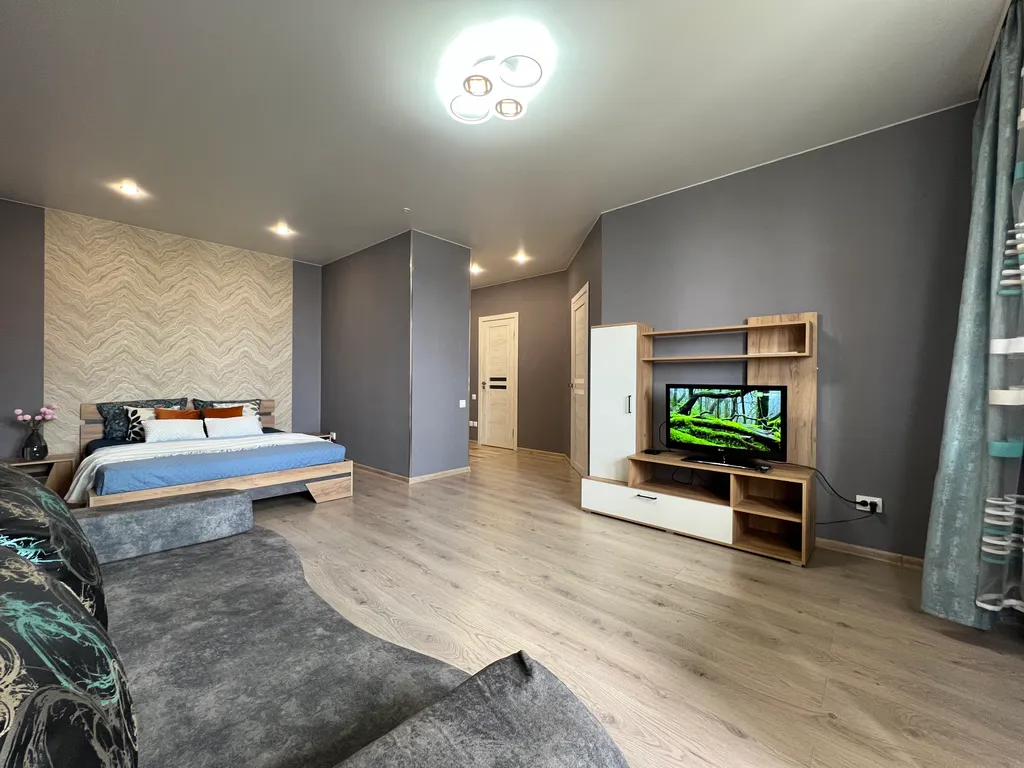 1-комн квартира на площади Советов, без оплаты за финальную уборку