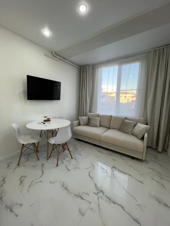 Квартира Квартира Уютная студия с балконом — Сириус