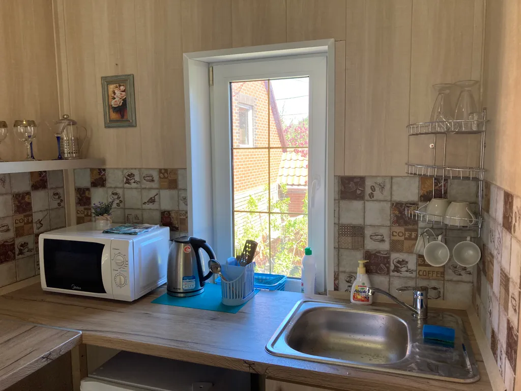 Коттедж Отдельный домик с террасой и зоной барбекю — Калининград