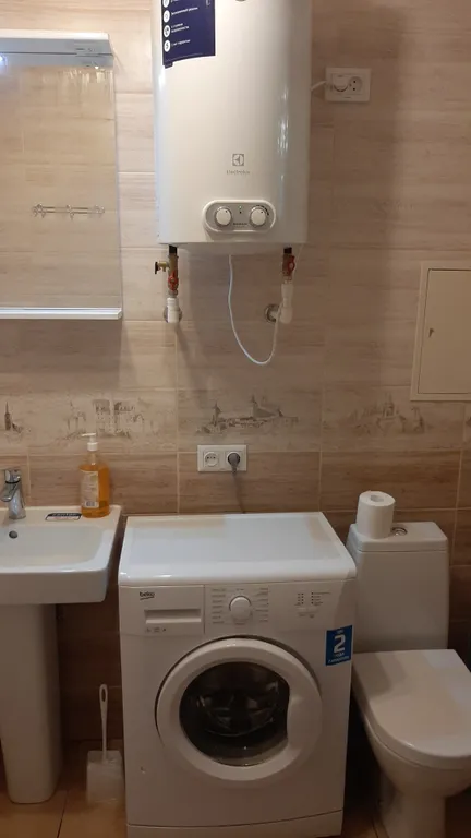 Квартира 1 ком. квартира в центре, рядом жд и военный госпиталь — Симферополь