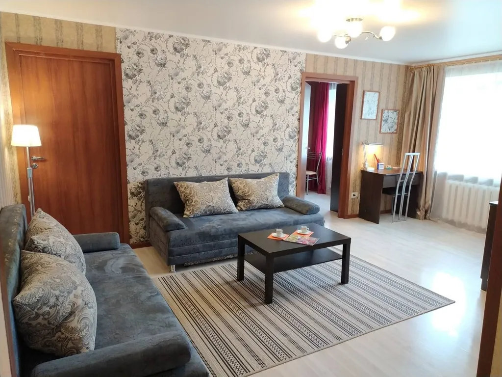 2-комнатная квартира в центре — аренда посуточно в Магнитогорск