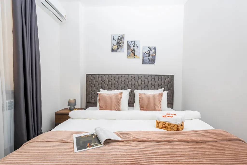 Студия с продуманной планировкой в центре