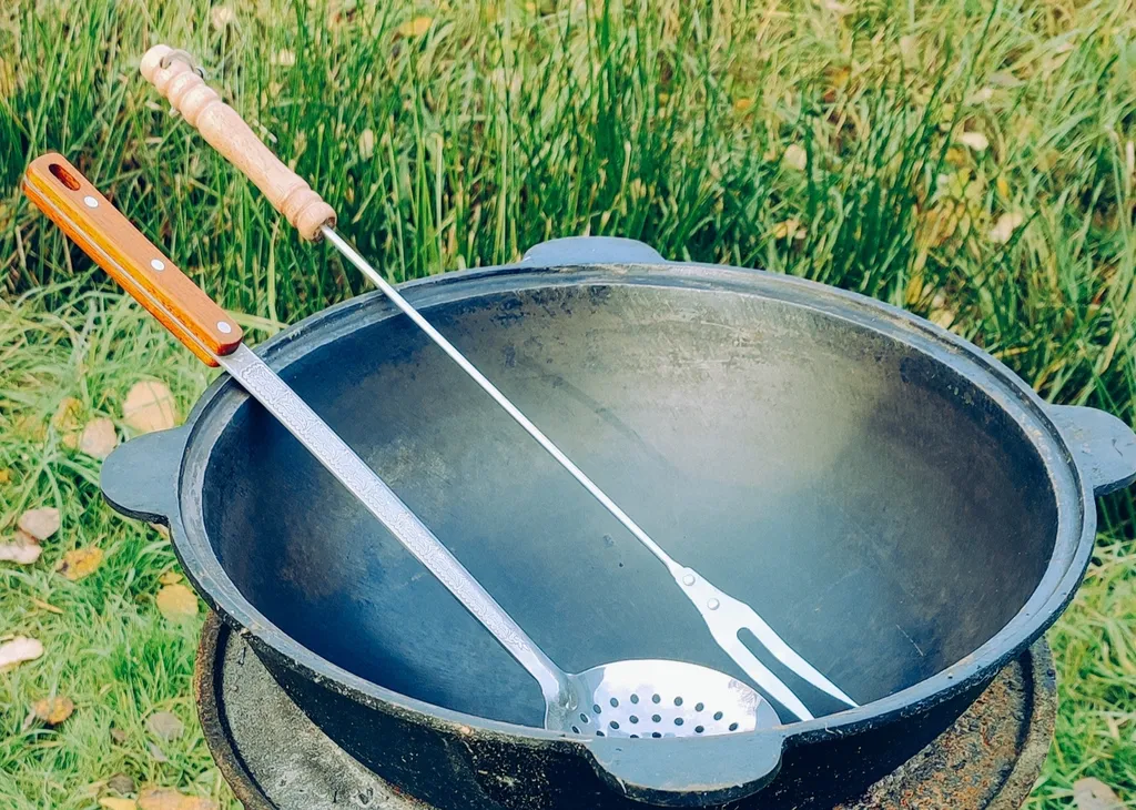 Коттедж Тёплый коттедж с баней на очень большой уединённой территории — Кротово