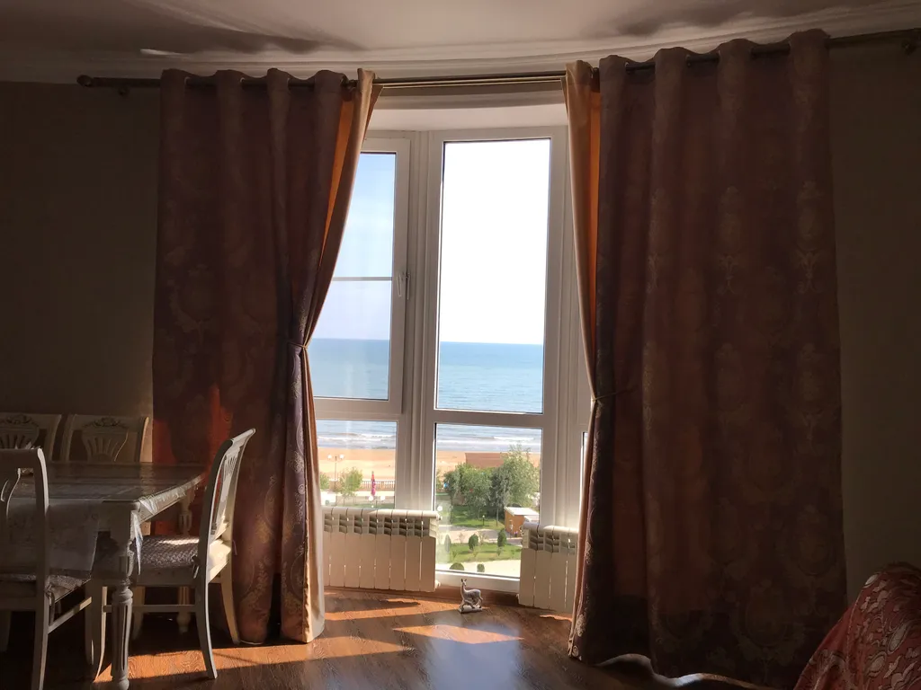 Квартира с панорамным видом на море и набережную — аренда посуточно в Дербент