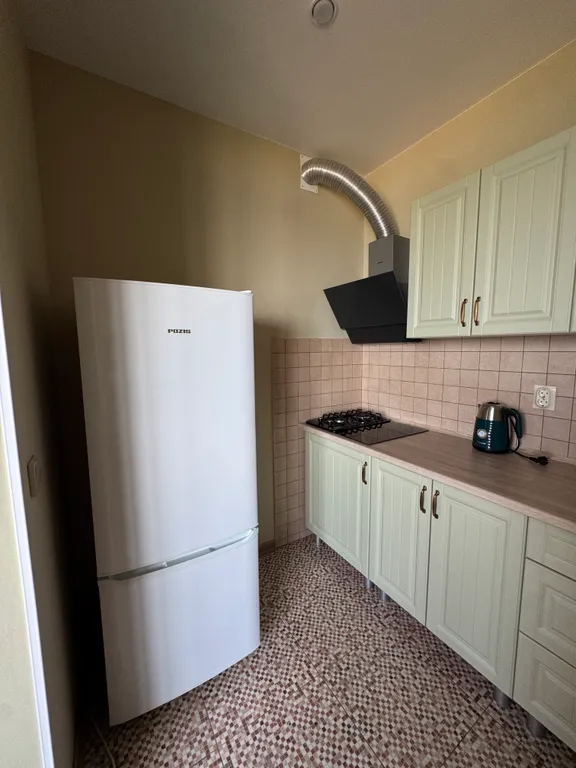 Квартира Трёхкомнатная квартира на первой линии у моря — Сухум