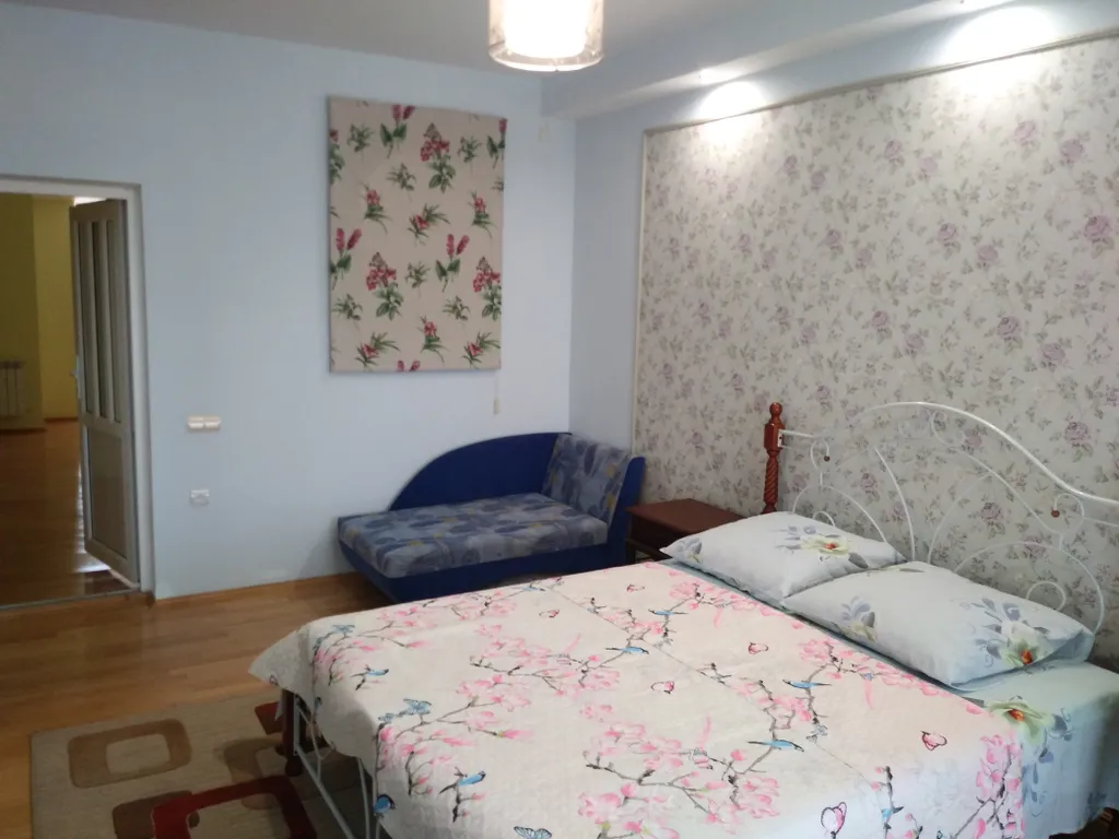 Эллинг на берегу моря