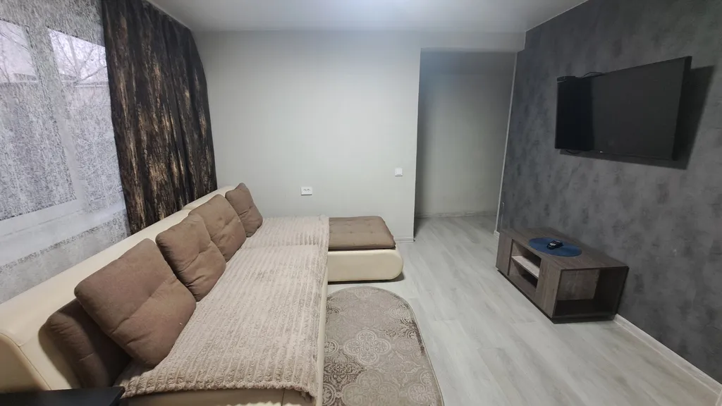 Двухкомнатная квартира Кирова