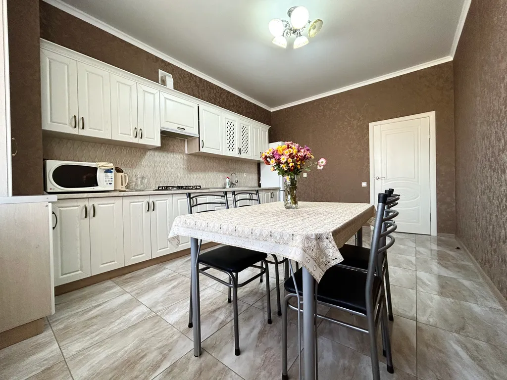 Уютная квартира в центре города — аренда посуточно в Ессентуки