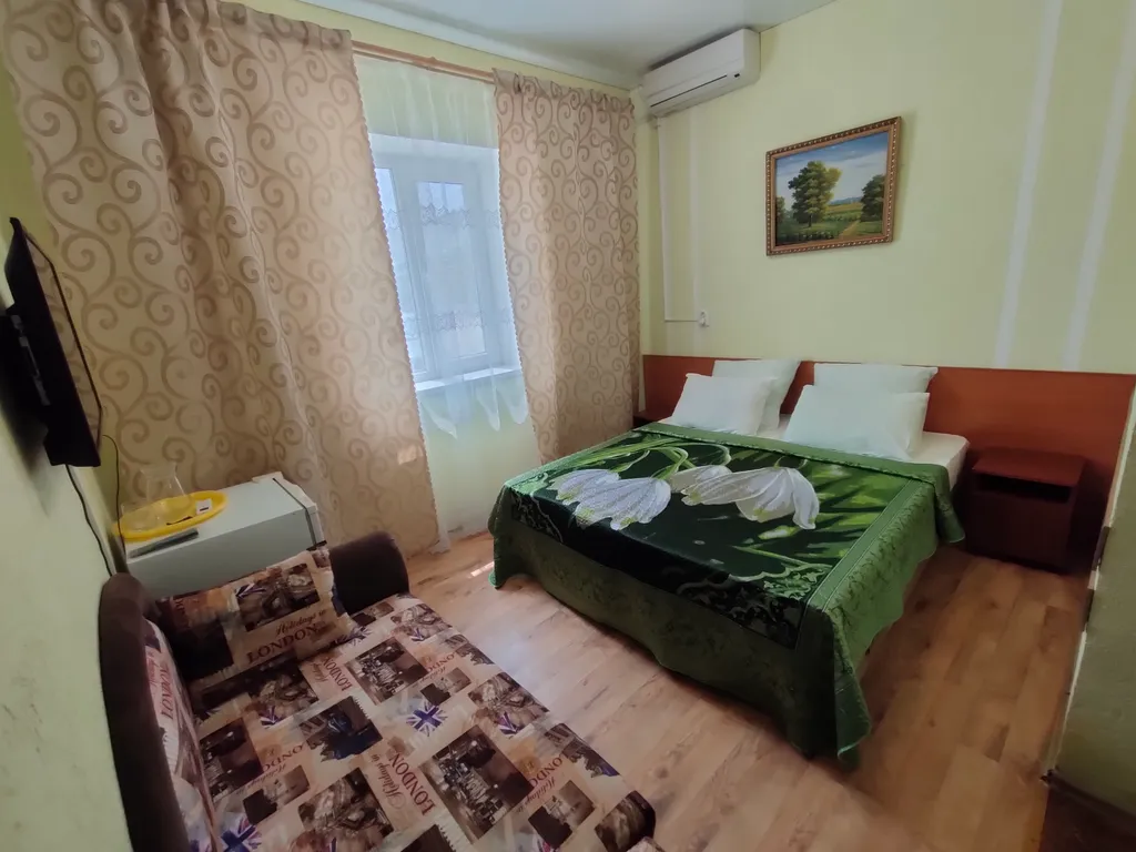 Квартира Комната — аренда посуточно в Береговое (Феодосия)