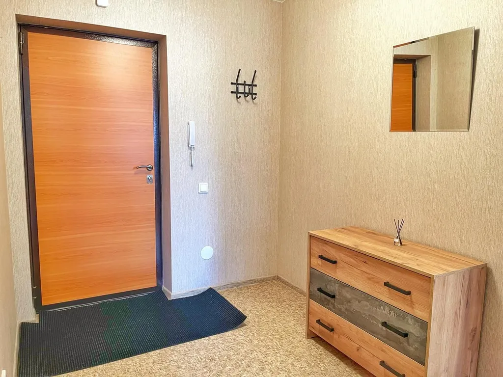 Квартира Квартира рядом аэропортом и трассой — Красноярск