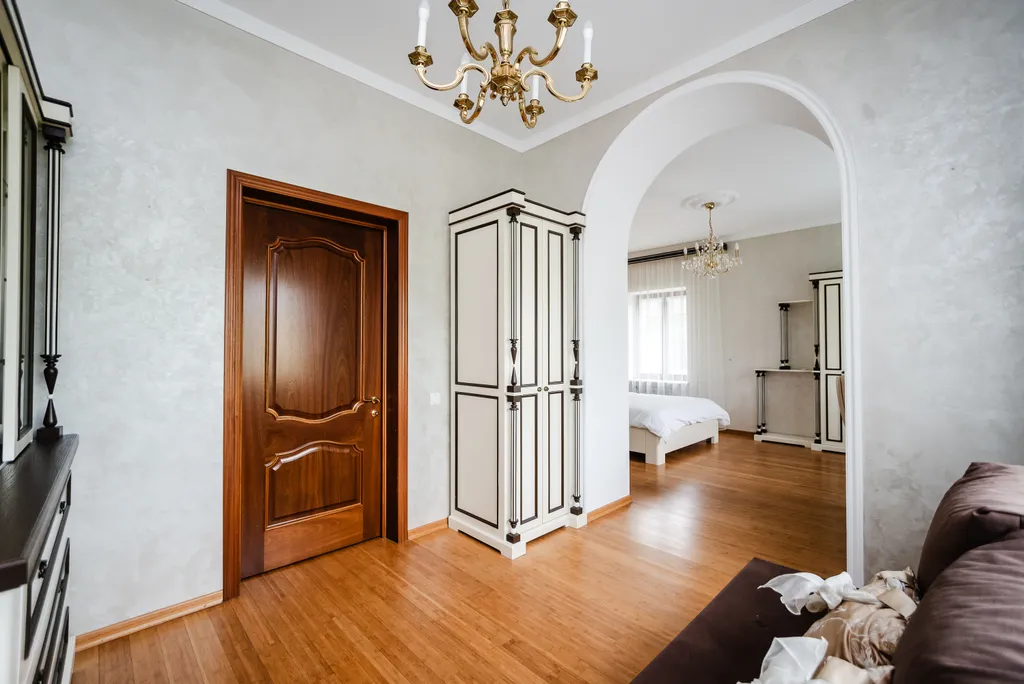 Дом с бассейном и сауной