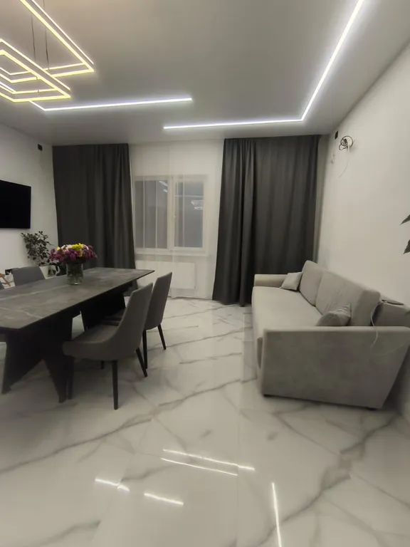 Коттедж Новый дом с тёплым бассейном во дворе — Елизаветинская