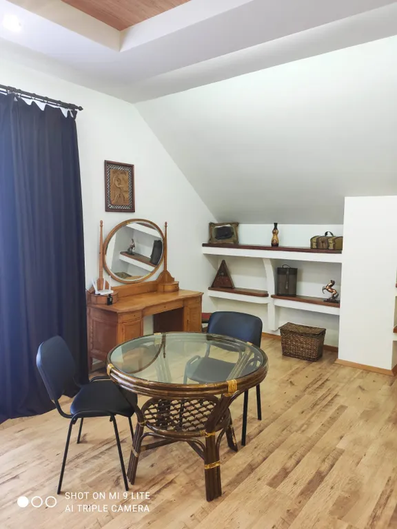 Дом на берегу сказочного озера