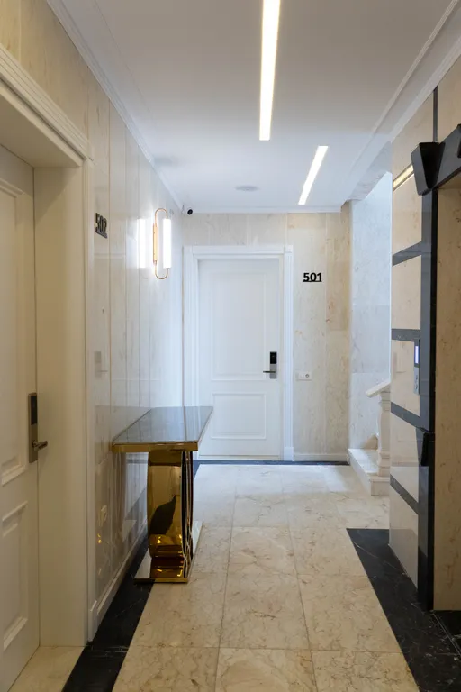 Дизайнерский апартамент 1+1 с отельной кухней