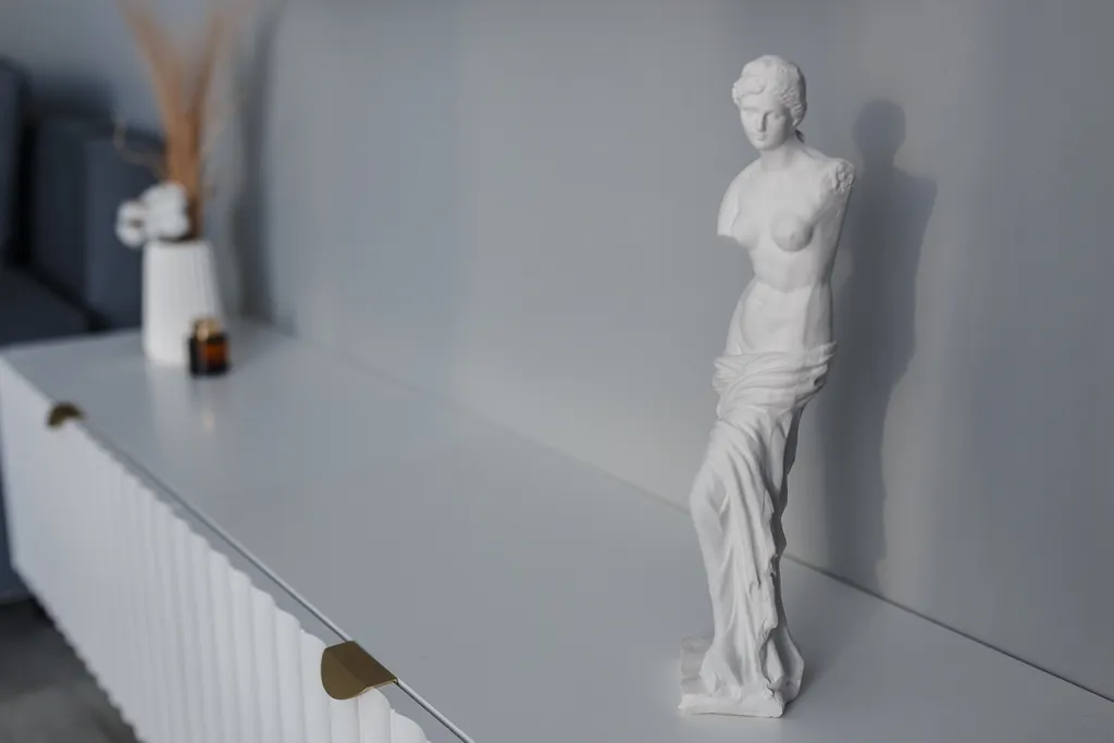 Стильная студия с дизайнерским ремонтом