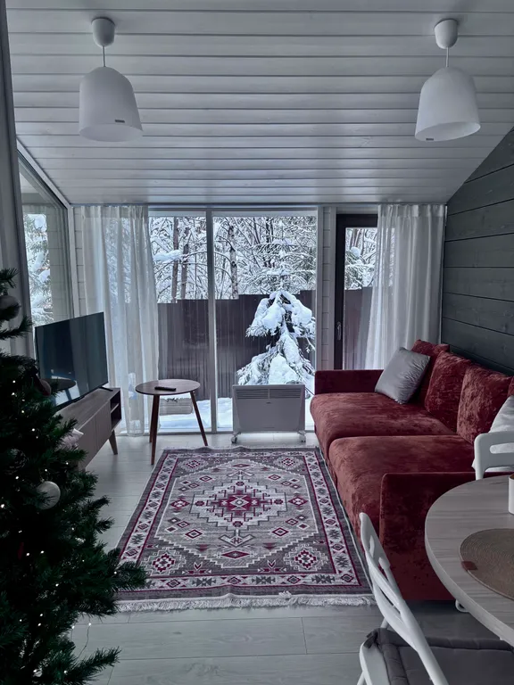 Уютный дом барн в лесу