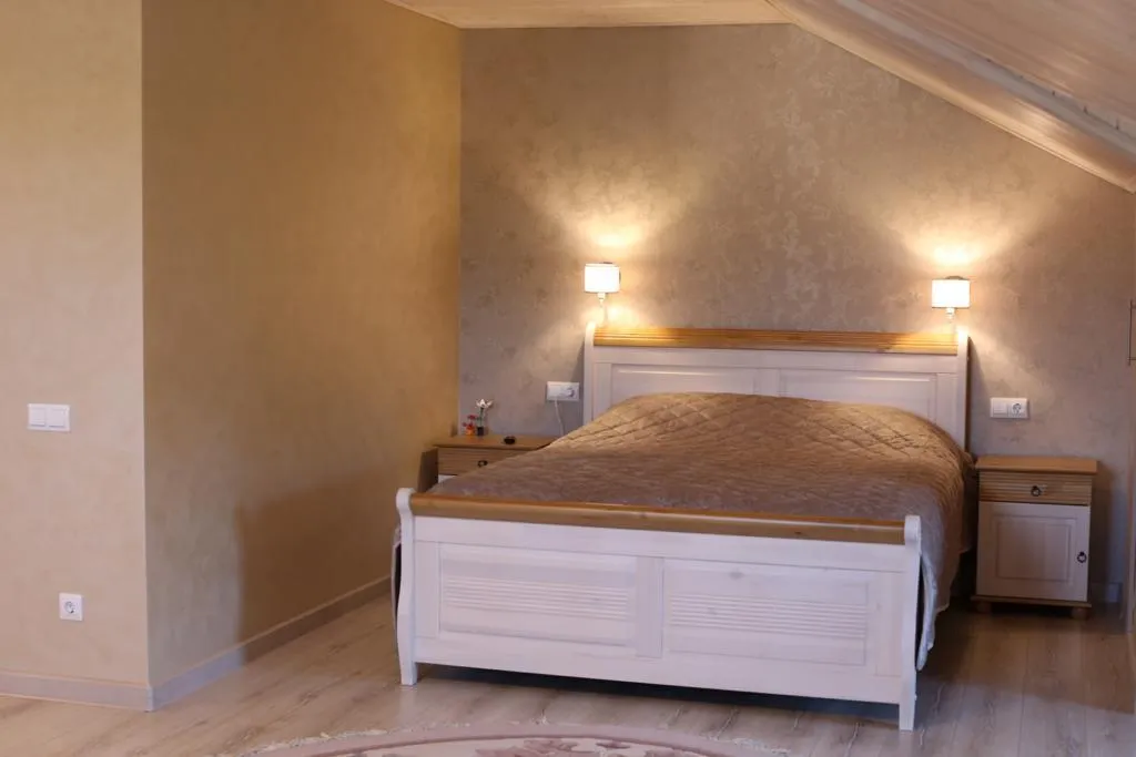 House number one - просторный дом для компании