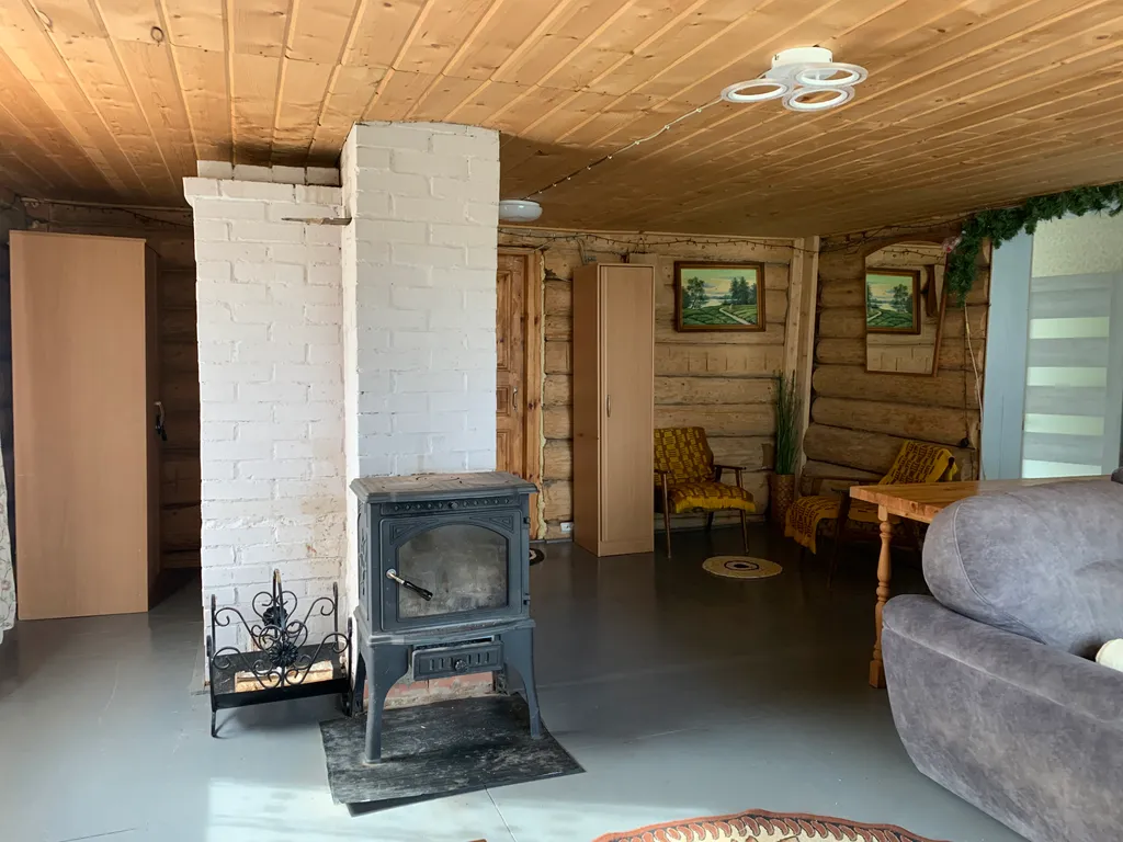 Дом на берегу озера